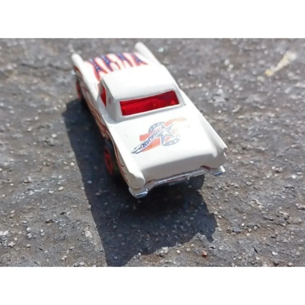 Vintage 1977 Hot Wheels Thailand 57 T Bird Rare White Stars Flames Blue/Red